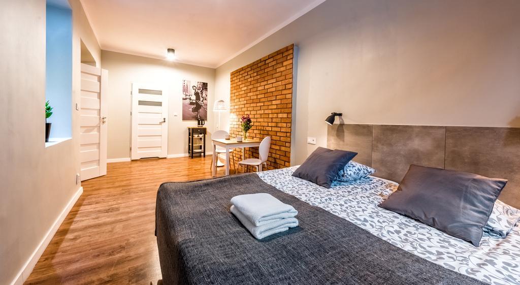 Flamingo Premium Vandrerhjem Krasków